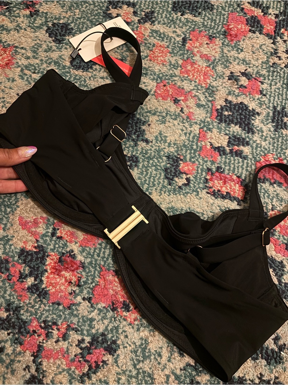 Shapewear Ruched Tummy Control
Bikini Set - Picture 8 of 10